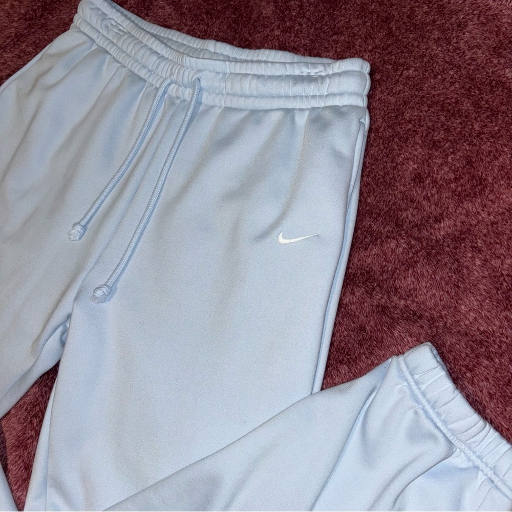 RARE BABY BLUE NIKE DRIFIT WOMEN’S JOGGERS